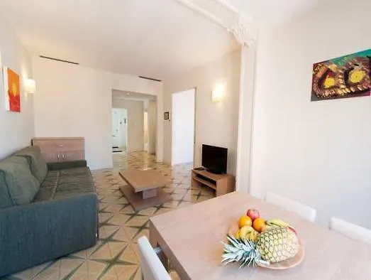 Casa Dover Apartments Barcelona Hotel